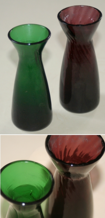To små løg glas - grønt og rødt glas